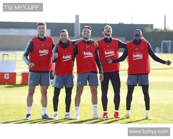 高学历足球明星的成功之路与职业生涯的完美结合探讨