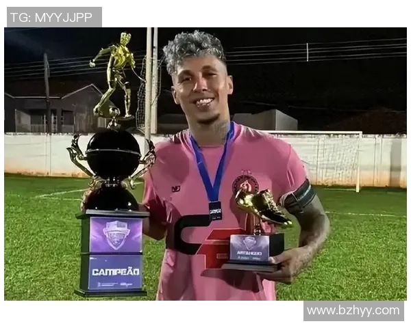 足球明星因个性张扬被誉为狂人引发球迷热议与关注